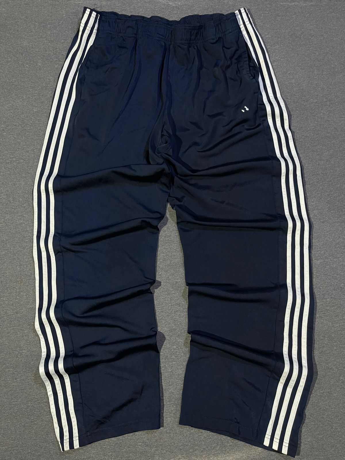 BUZO ADIDAS BAGGY